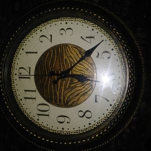 Wall clock